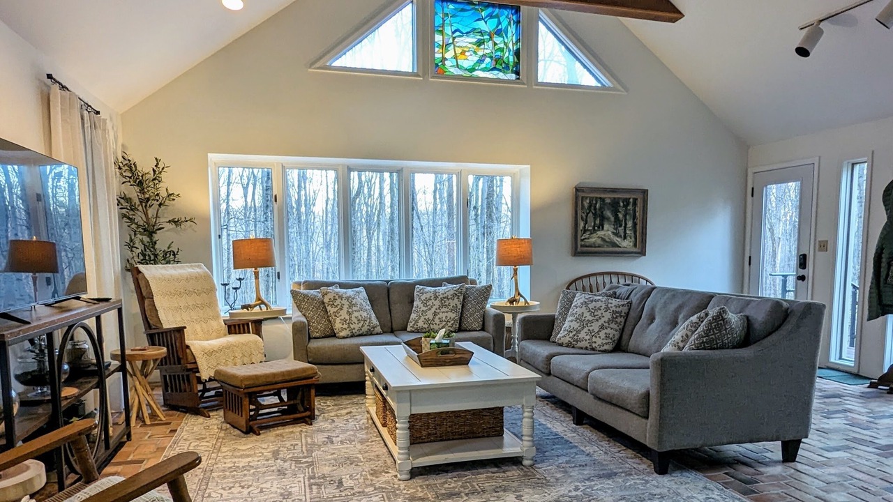 Photo of Livingroom in Trafalgar