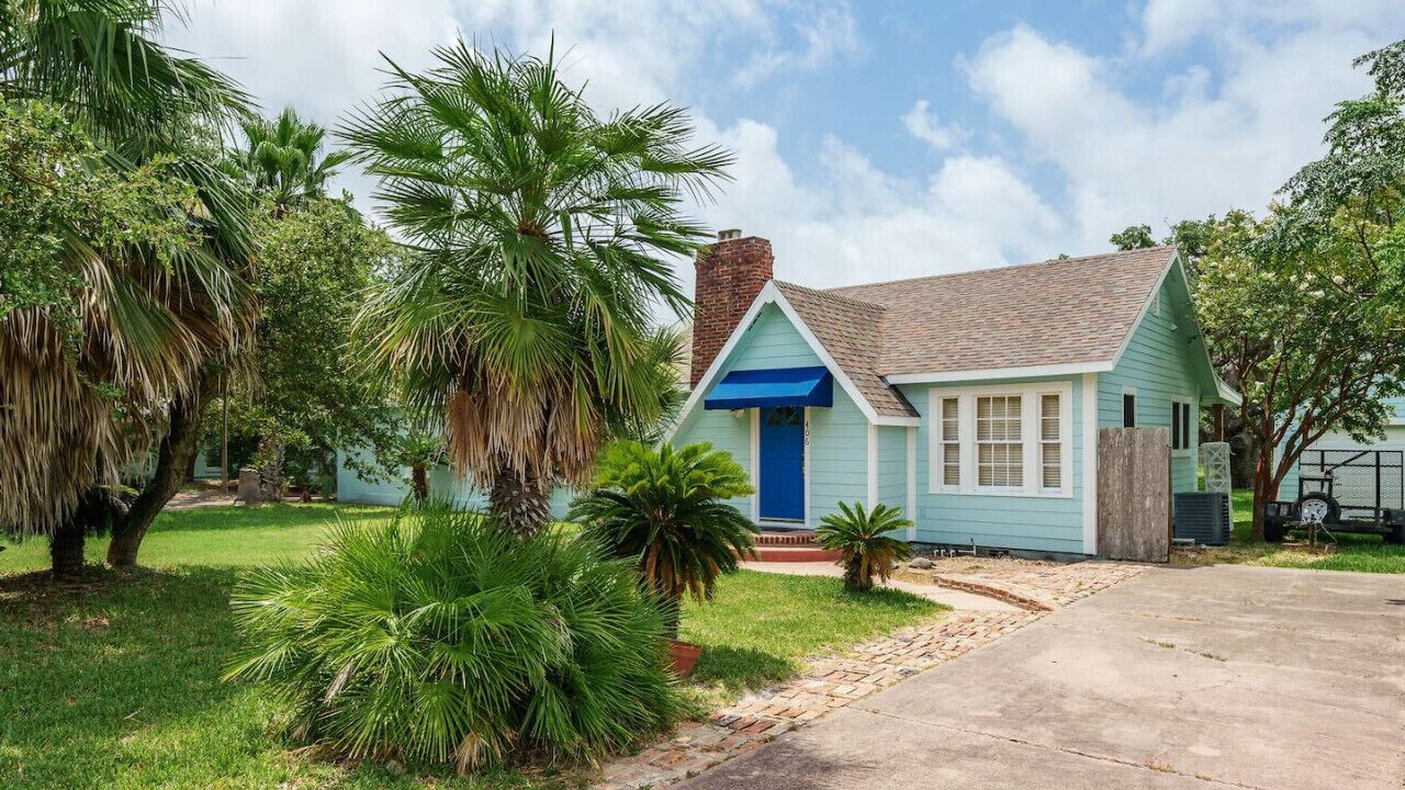 Photo of Others in Fulton