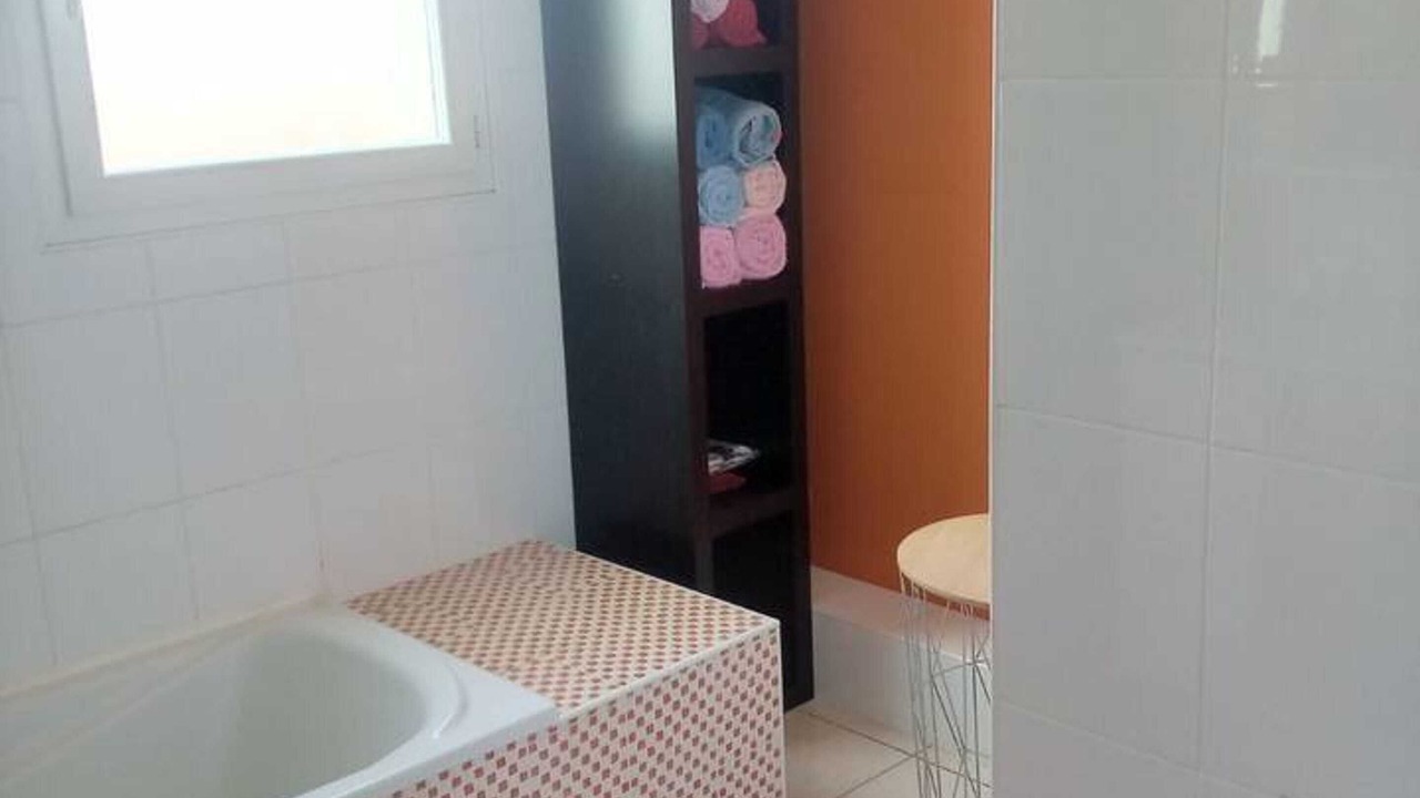 Photo of Bathroom in Lunel