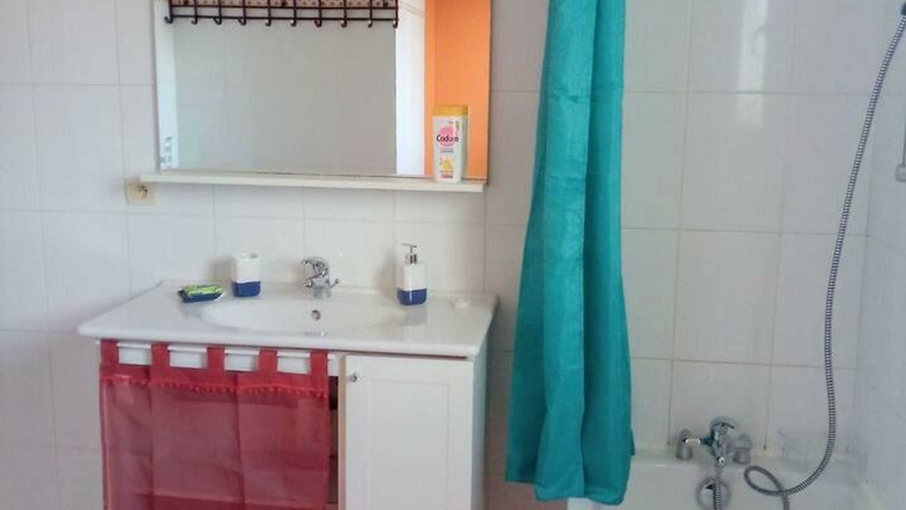 Photo of Bathroom in Lunel