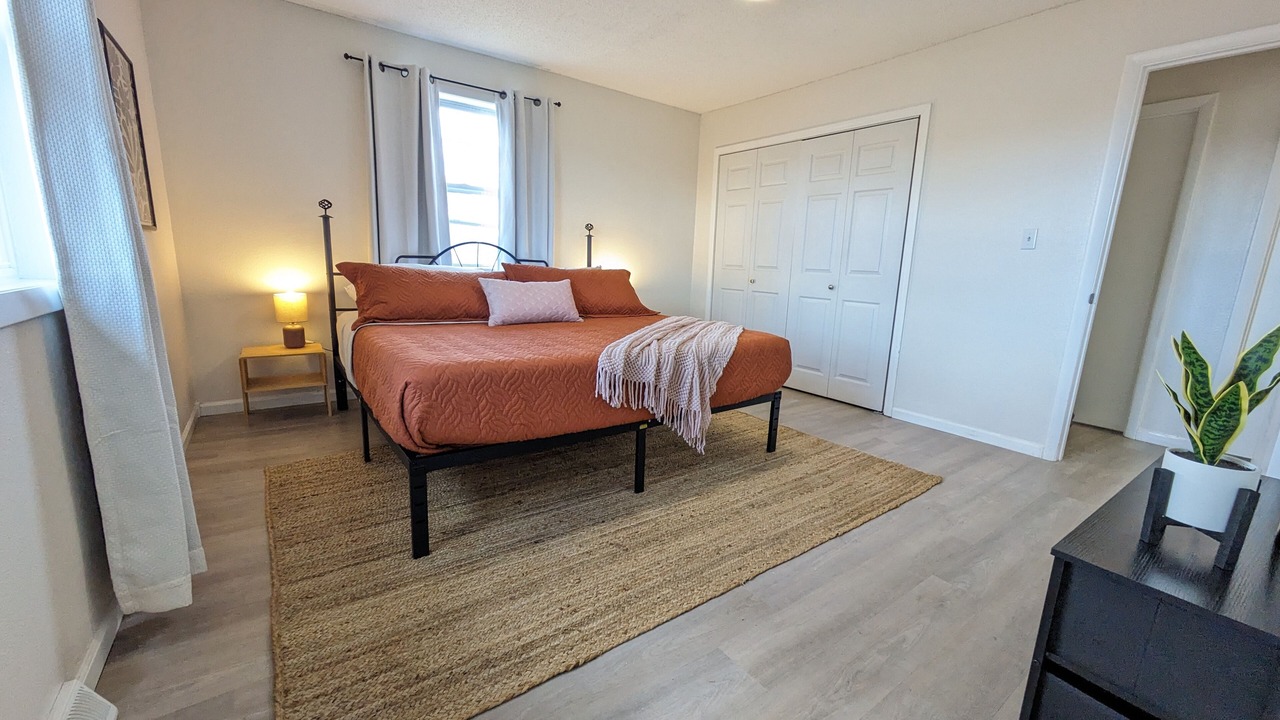 Photo of Bedroom in St. Robert