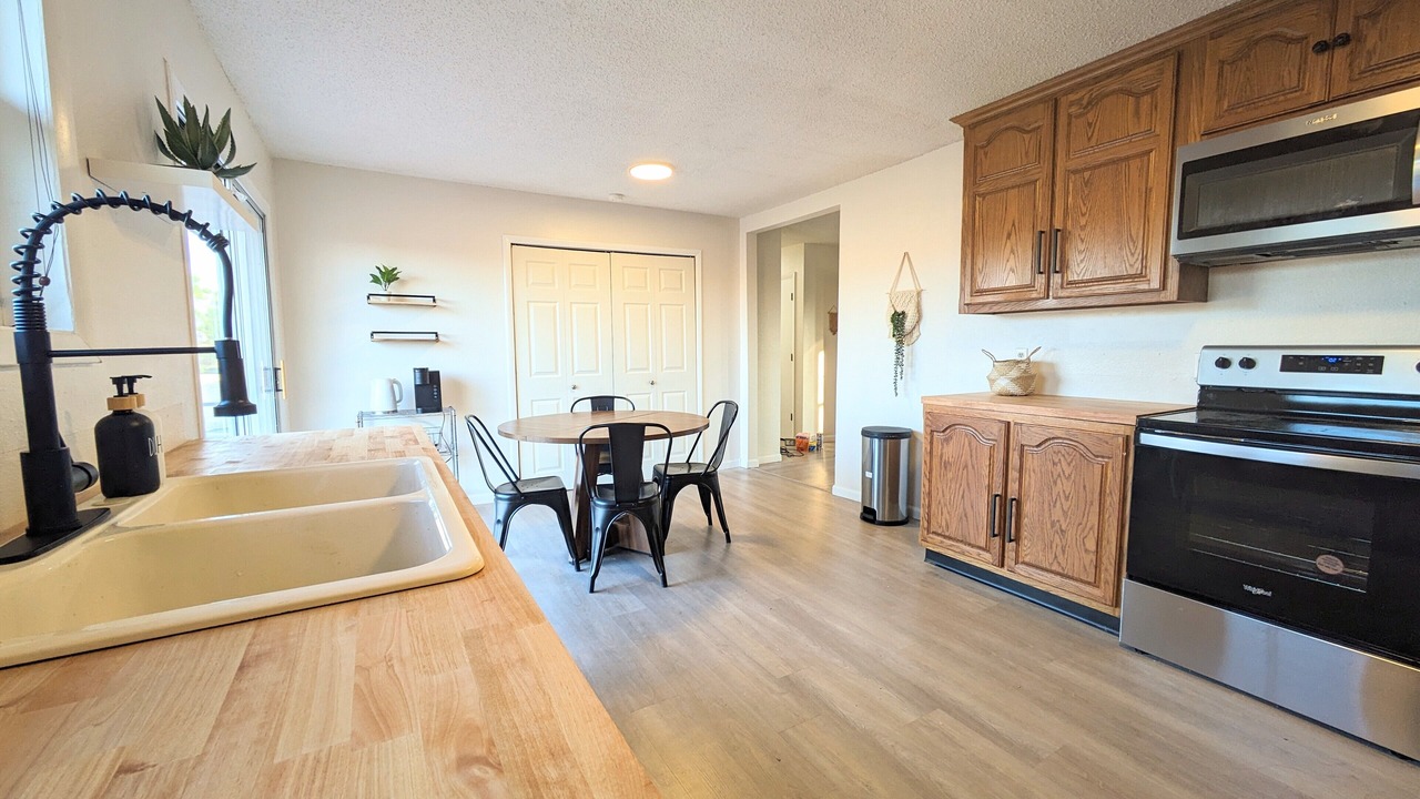 Photo of Kitchen in St. Robert