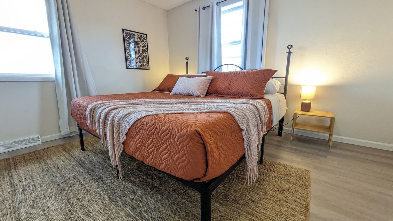 Photo of Bedroom in St. Robert