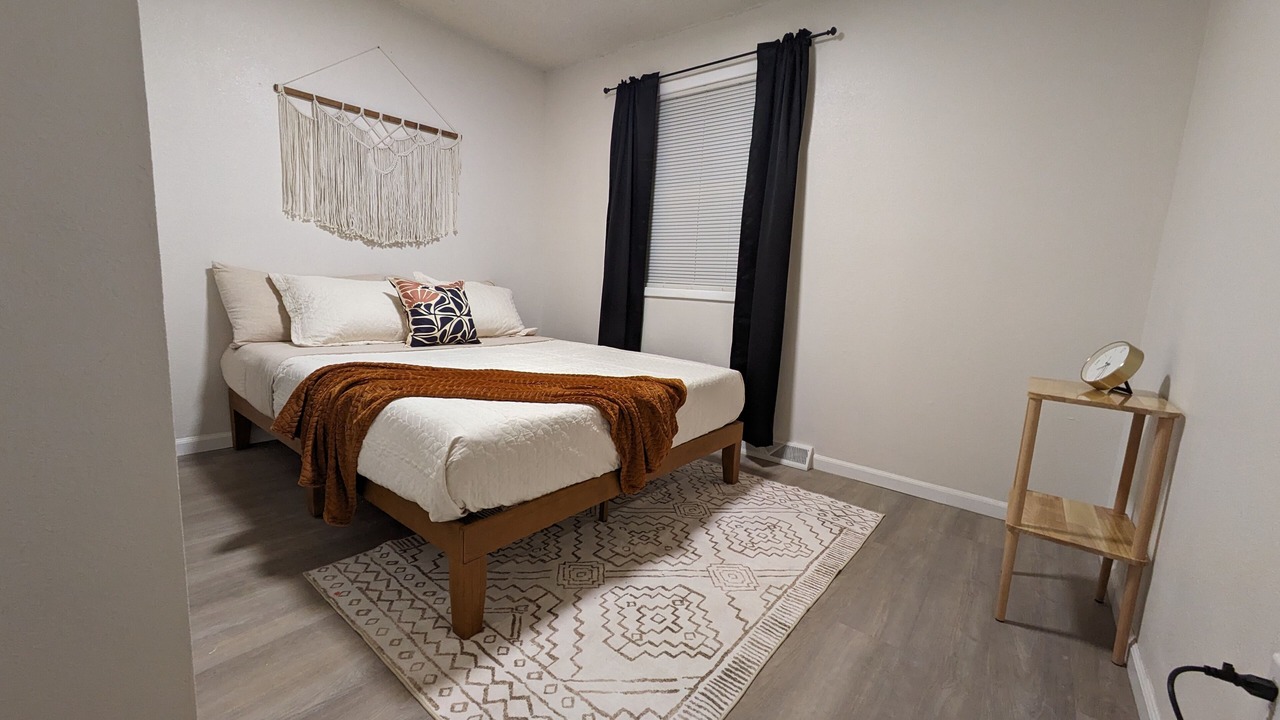 Photo of Bedroom in St. Robert