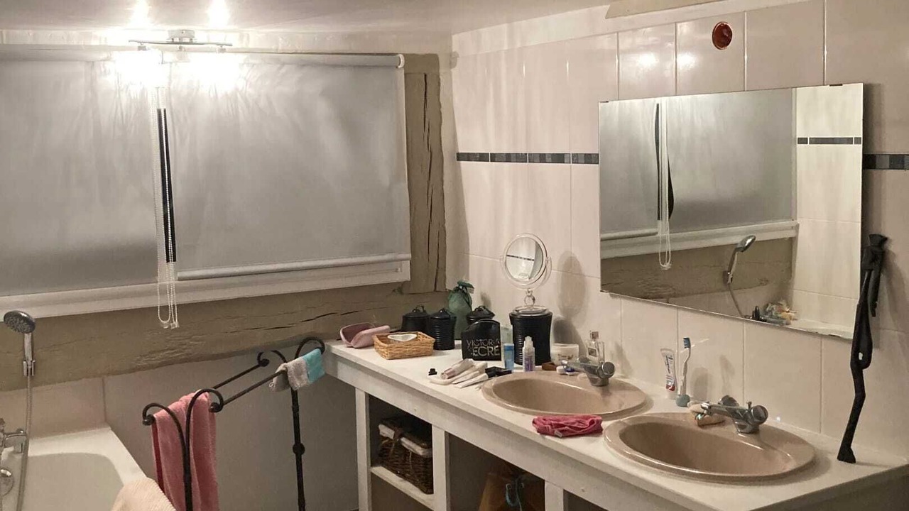 Photo of Bathroom in Neauphle-le-Chateau