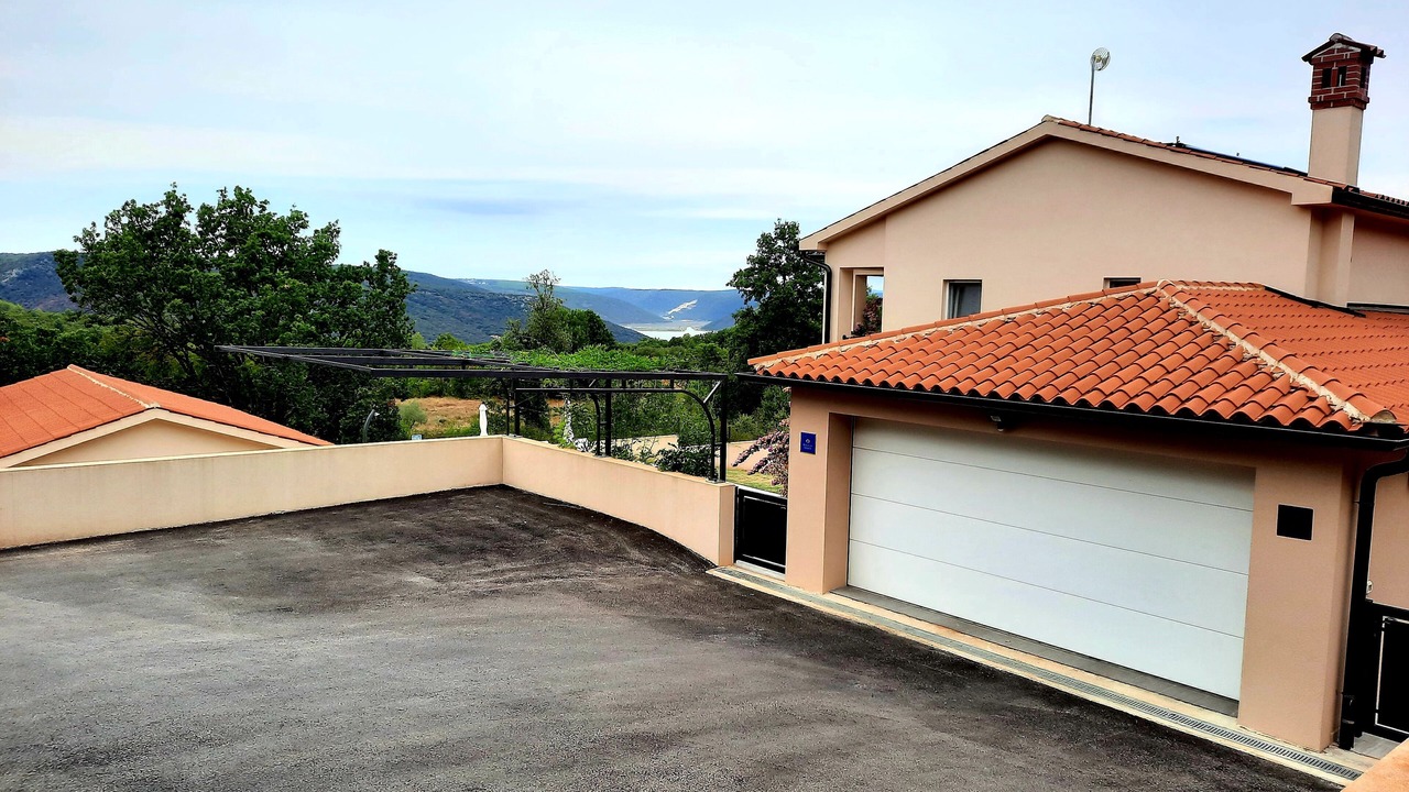 Photo of Outdoor in Rakalj