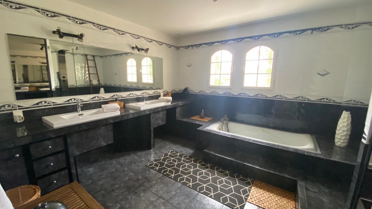 Photo of Bathroom in Sigean