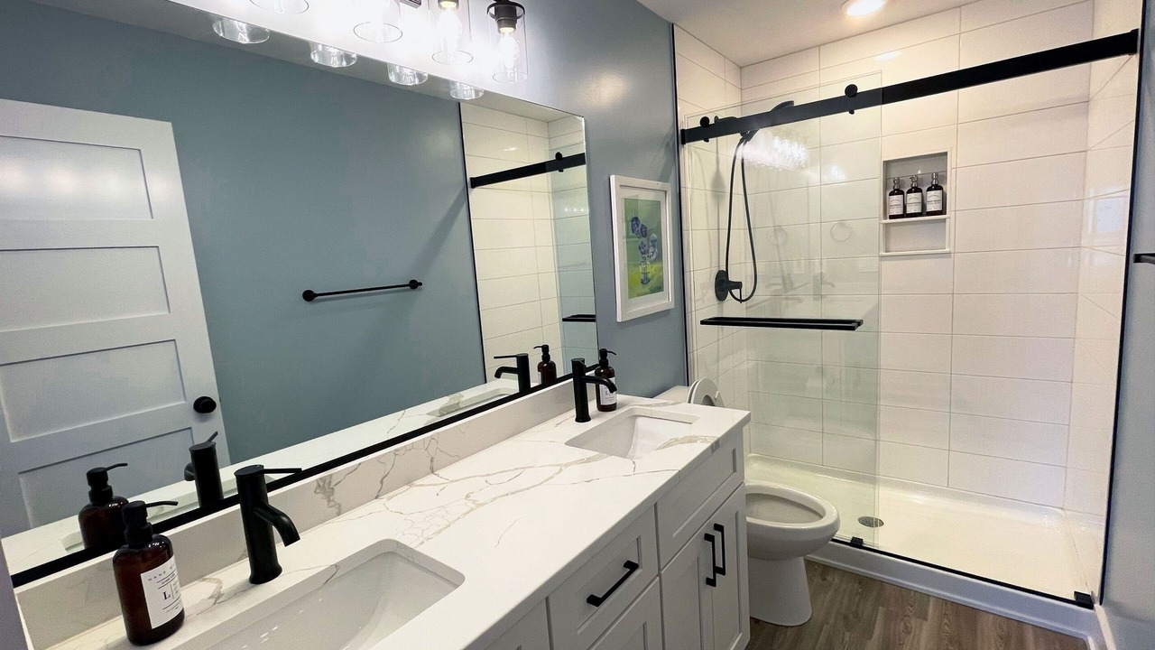 Photo of Bathroom in Corolla Light