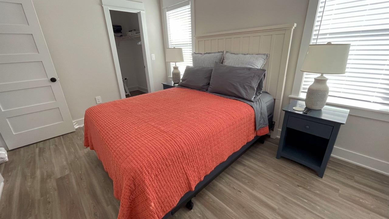 Photo of Bedroom in Corolla Light