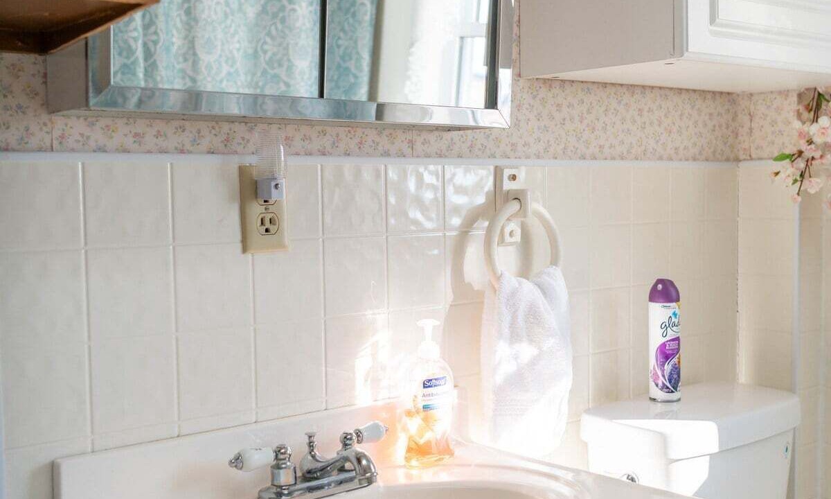 Photo of Bathroom in Washington Court House