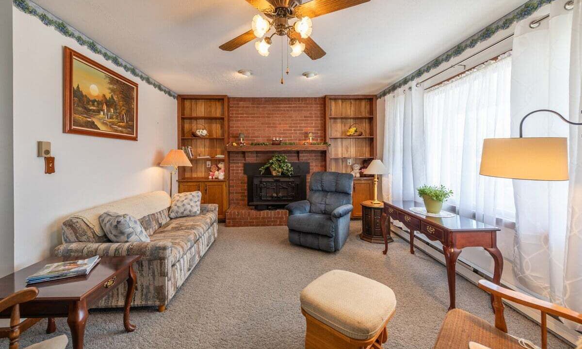 Photo of Livingroom in Washington Court House