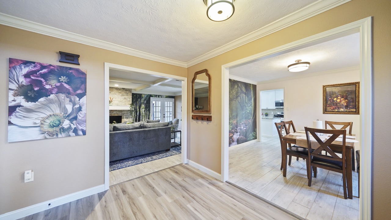 Photo of Livingroom in Huffman
