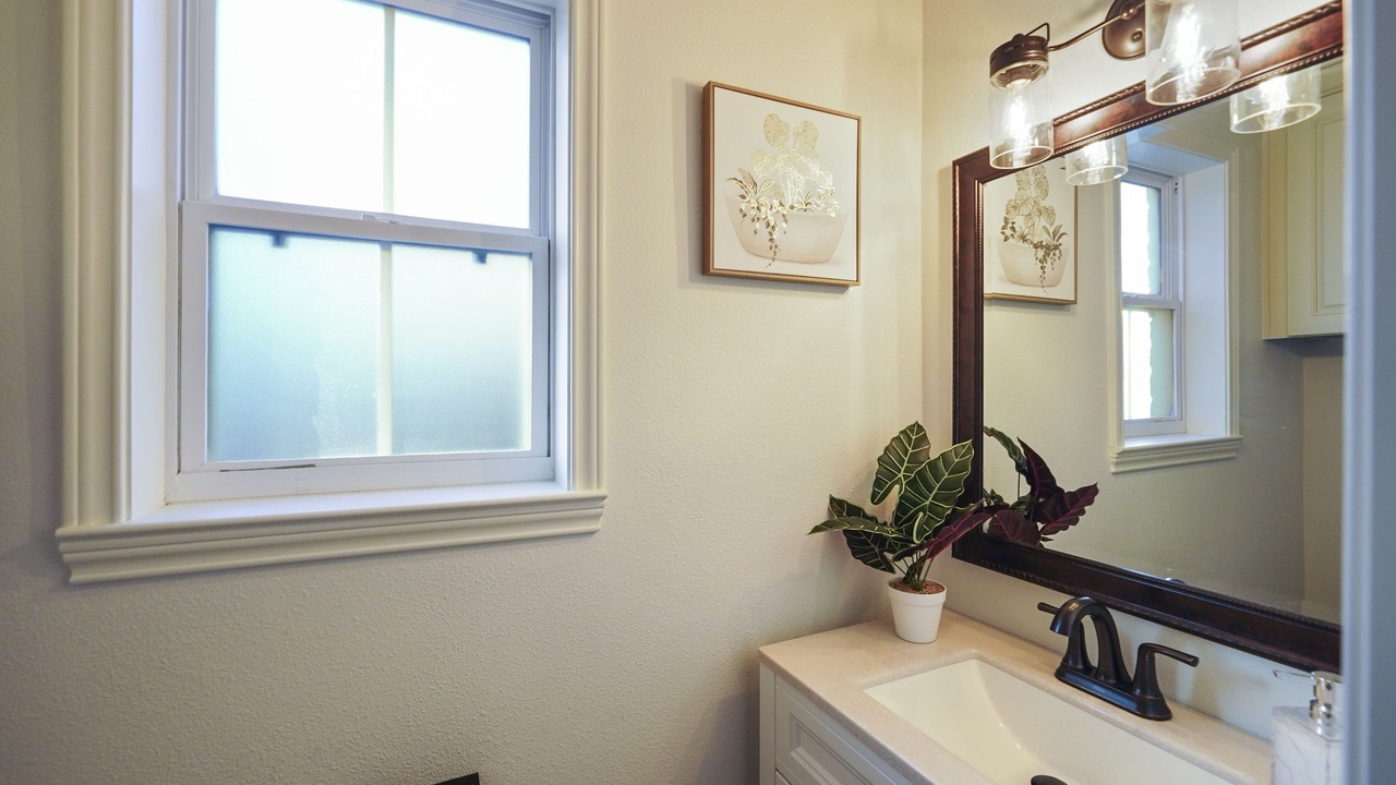 Photo of Bathroom in Huffman