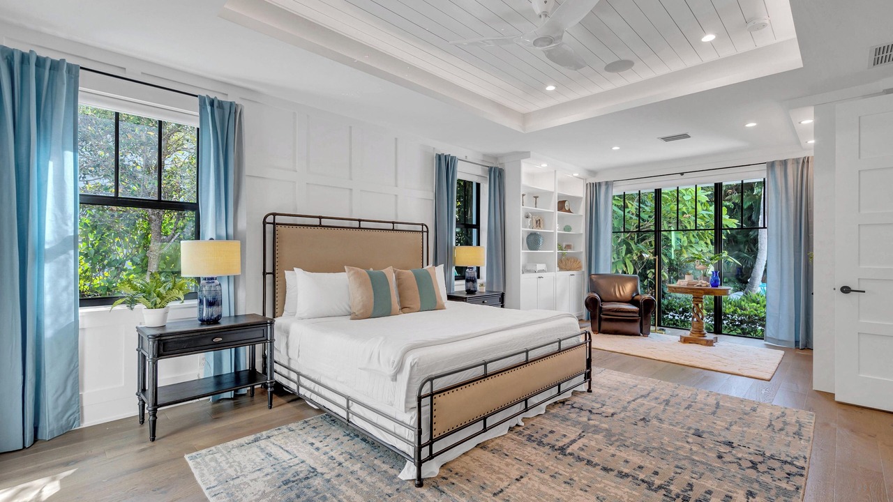 Photo of Bedroom in Lake Ida Shores