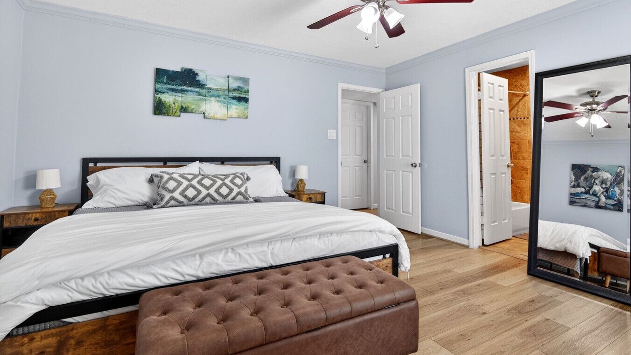 Photo of Bedroom in Grogan's Mill