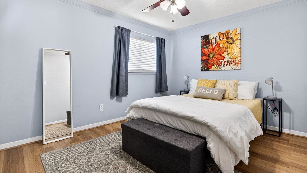 Photo of Bedroom in Grogan's Mill