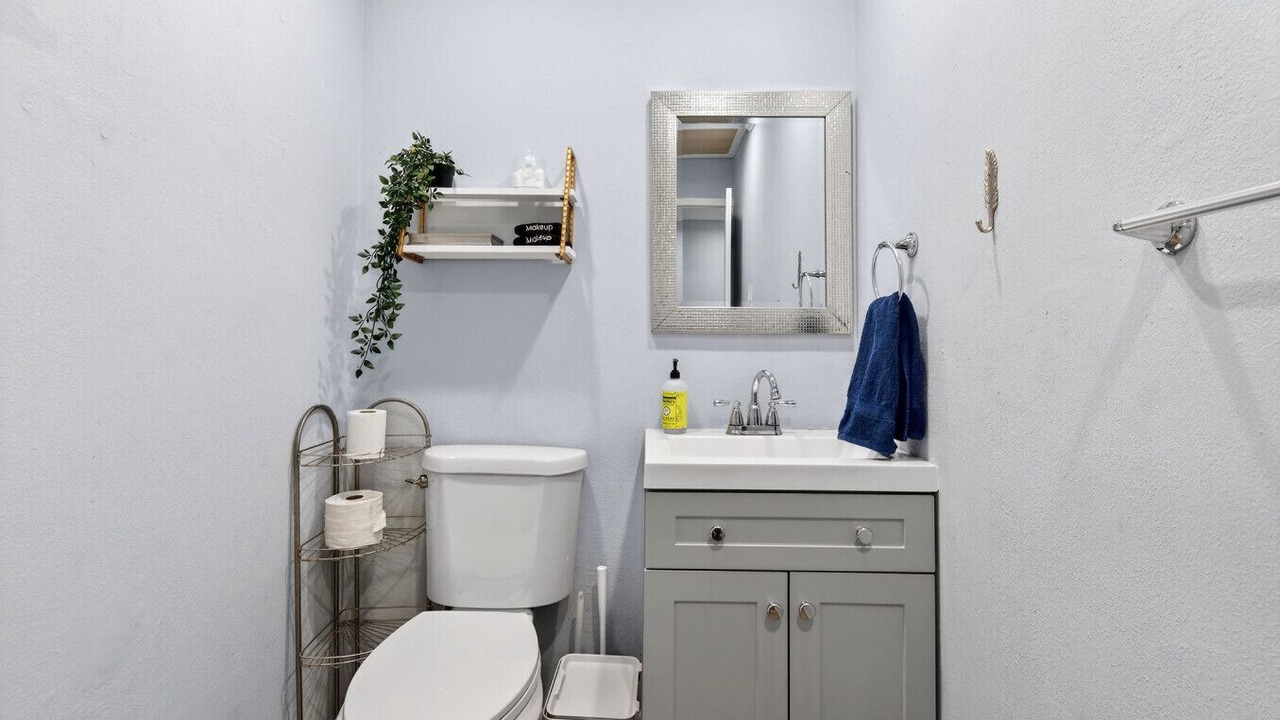 Photo of Bathroom in Grogan's Mill