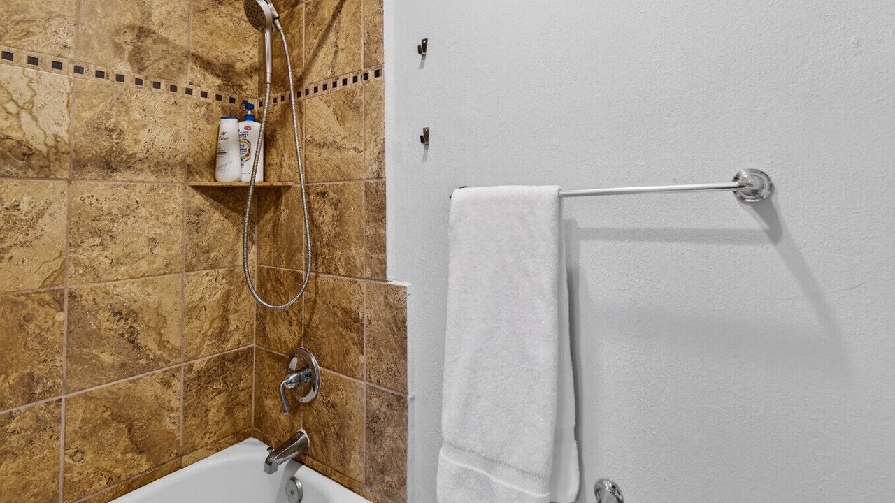 Photo of Bathroom in Grogan's Mill