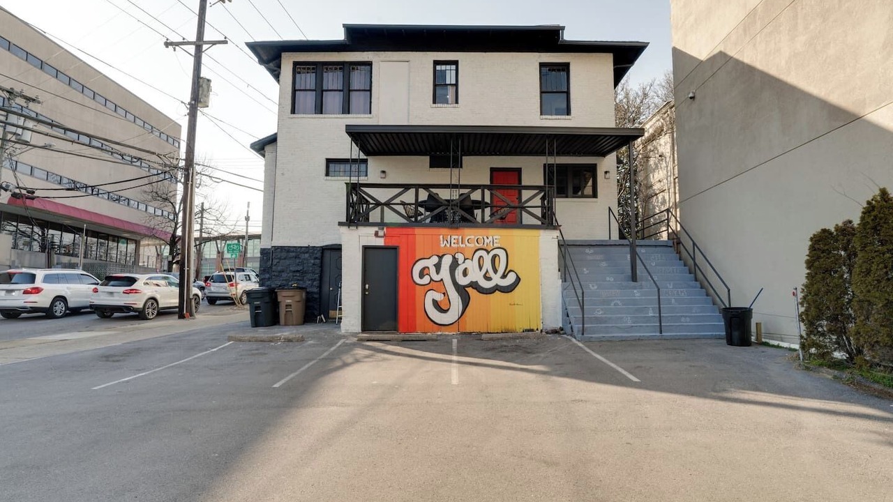 Photo of Outdoor in Hillsboro Village