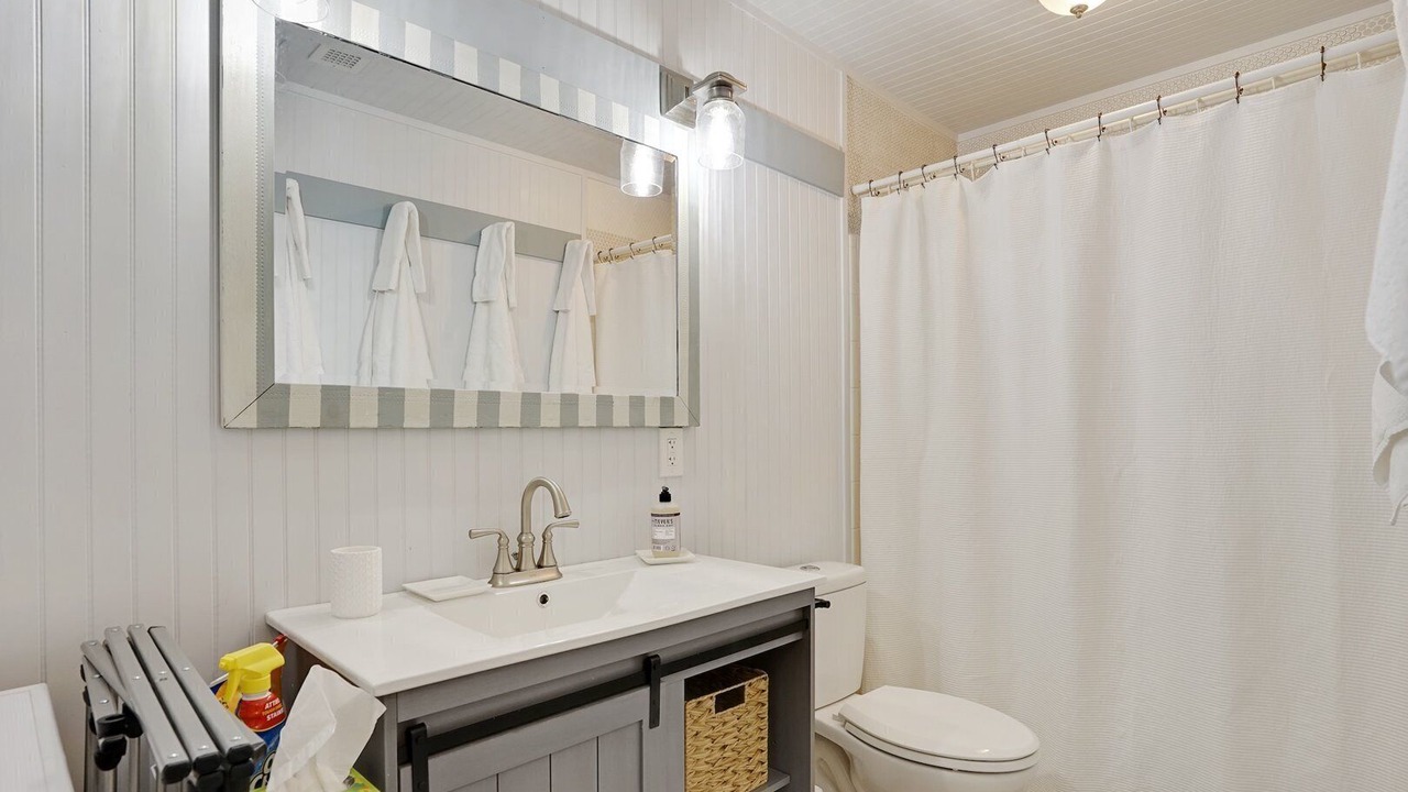 Photo of Bathroom in Demere Park