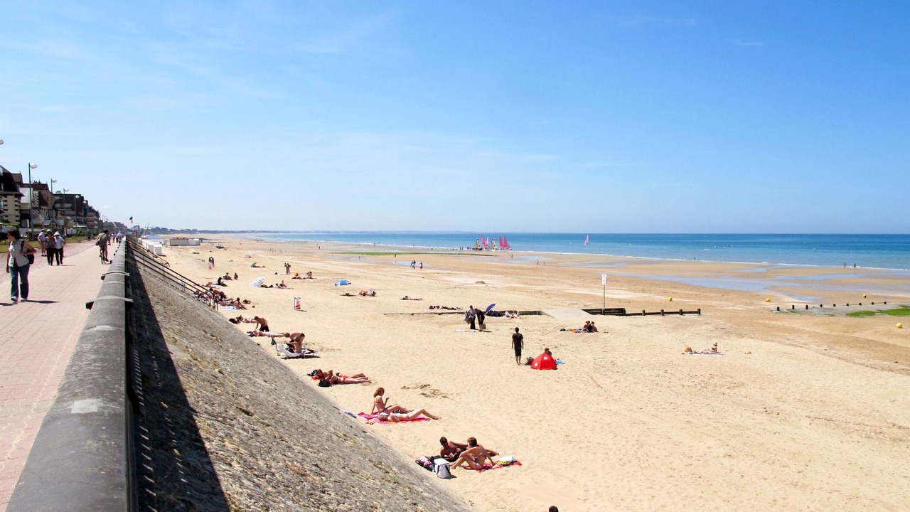 Photo of Others in Cabourg