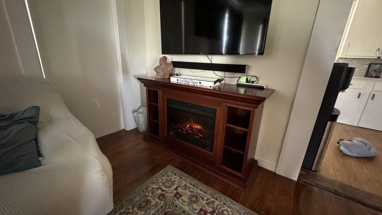 Photo of Livingroom in Geronimo