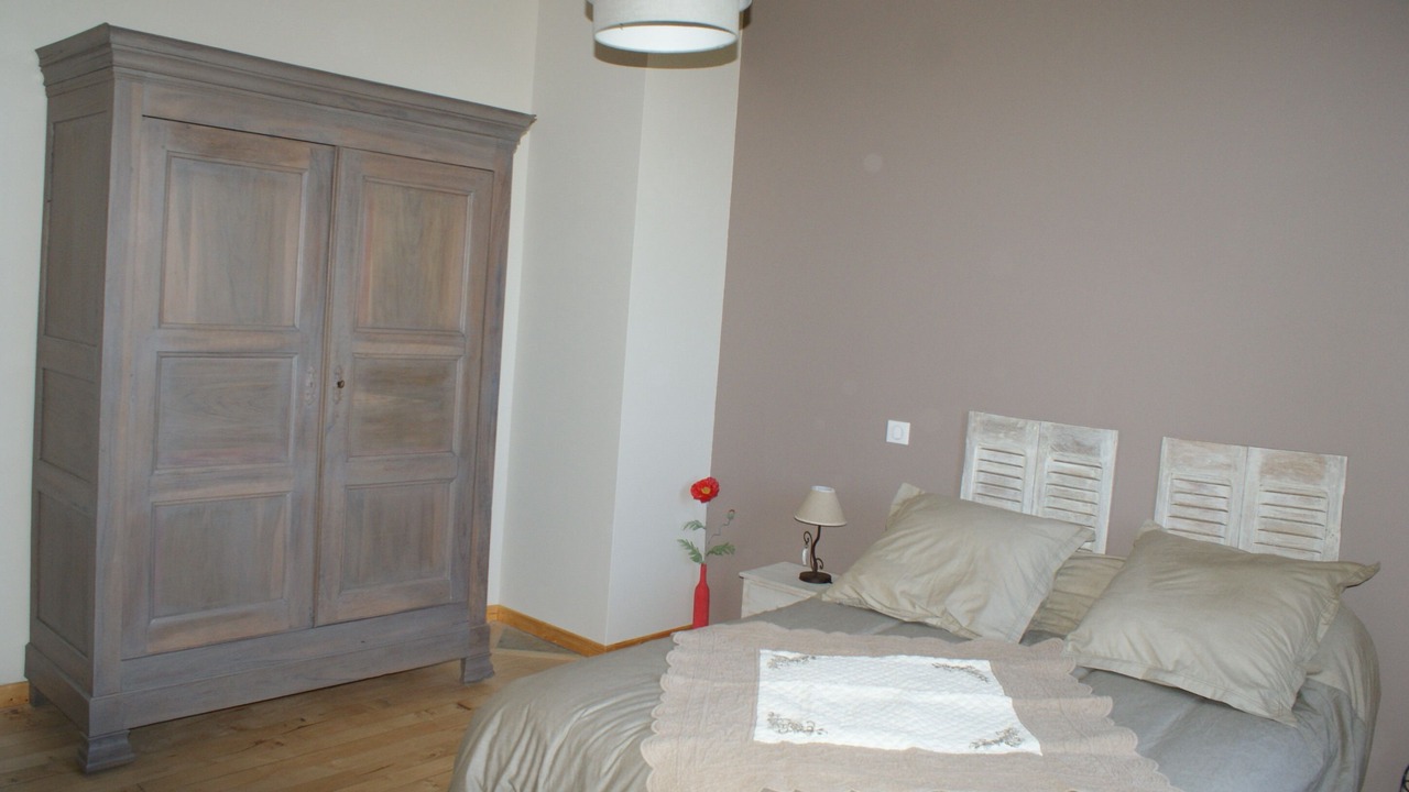 Photo of Bedroom in Livinhac-le-Haut