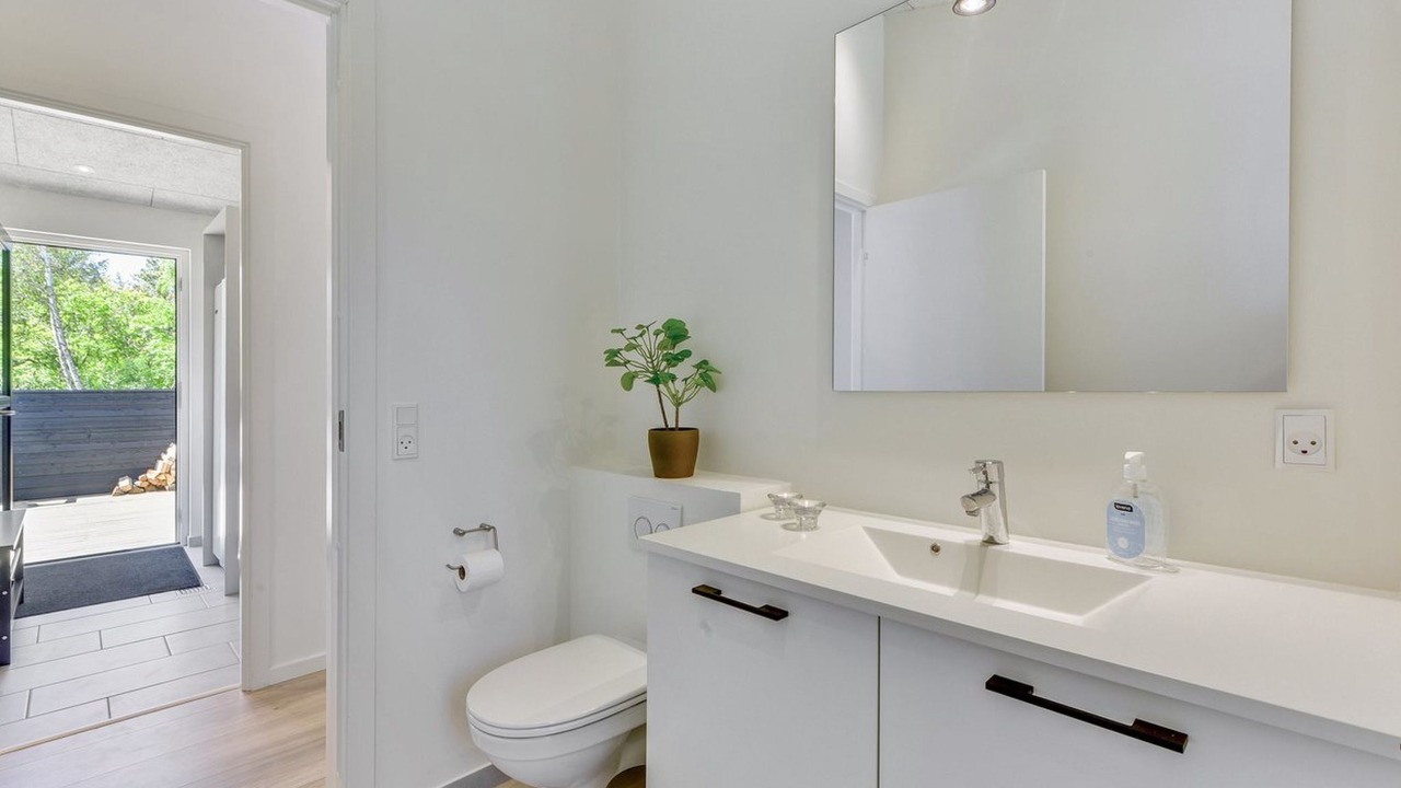 Photo of Bathroom in Lodbjerg Hede