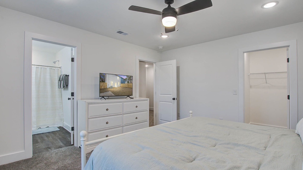 Photo of Bedroom in Hanahan