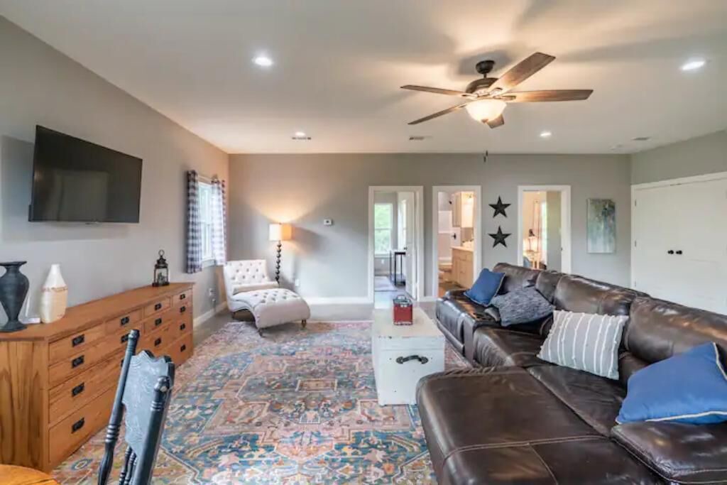 Photo of Livingroom in Klondike