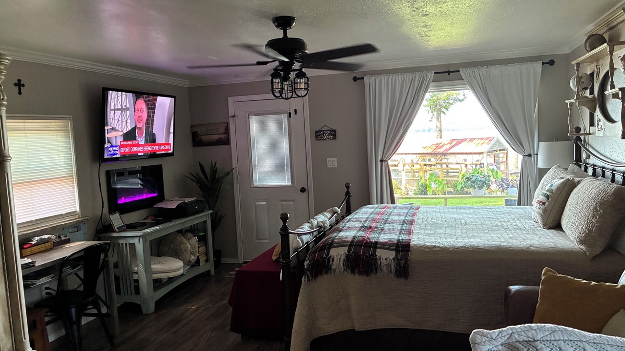 Photo of Bedroom in Russellville