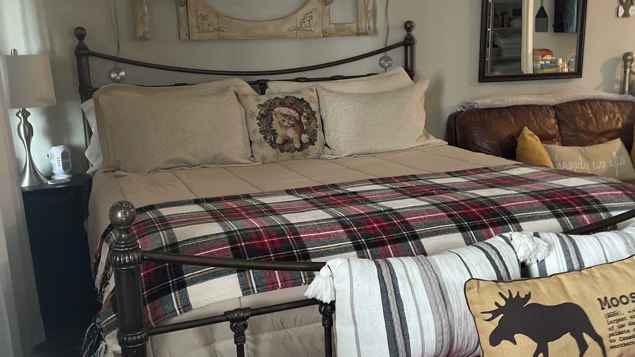 Photo of Bedroom in Russellville