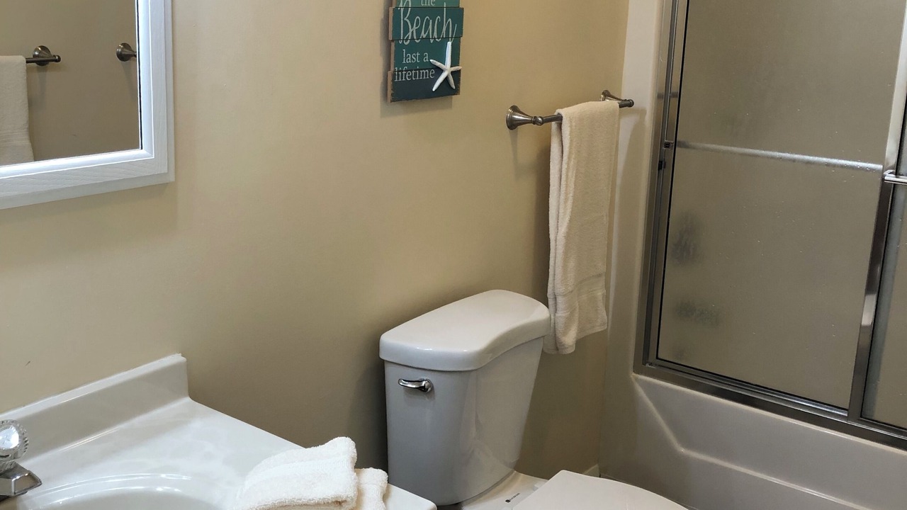 Photo of Bathroom in Chincoteague