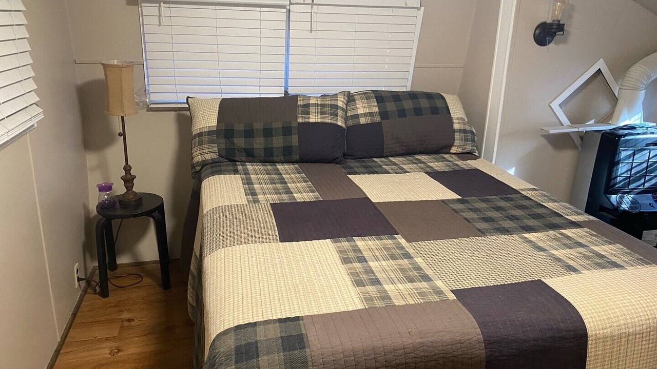Photo of Bedroom in Newland