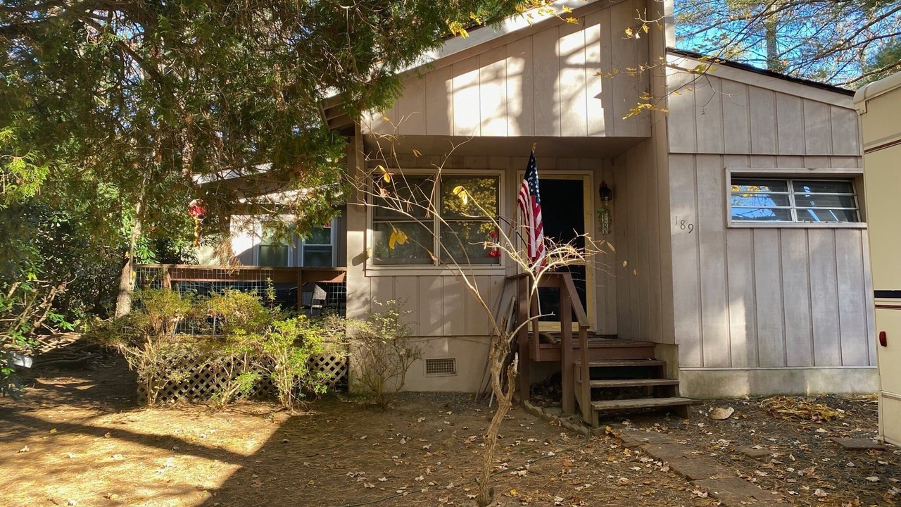 Photo of Outdoor in Newland