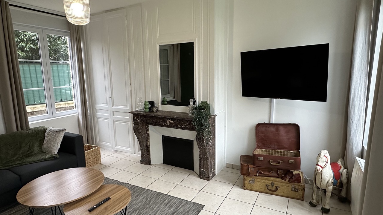 Photo of Livingroom in Saint-Pierre-les-Elbeuf