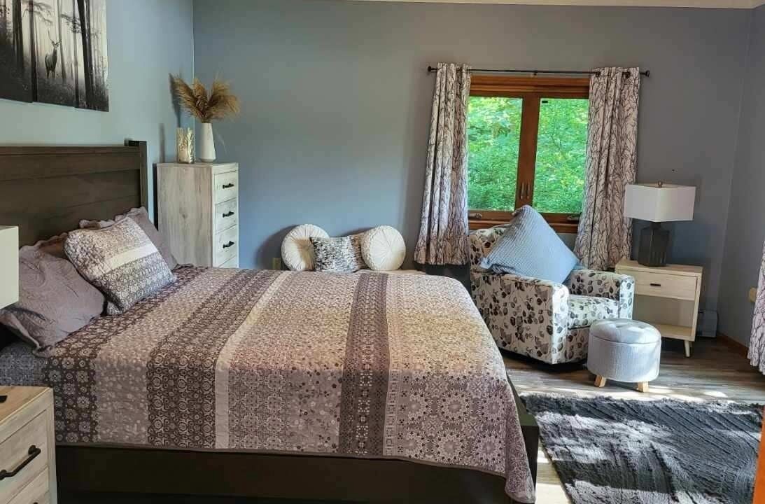 Photo of Bedroom in Lake George