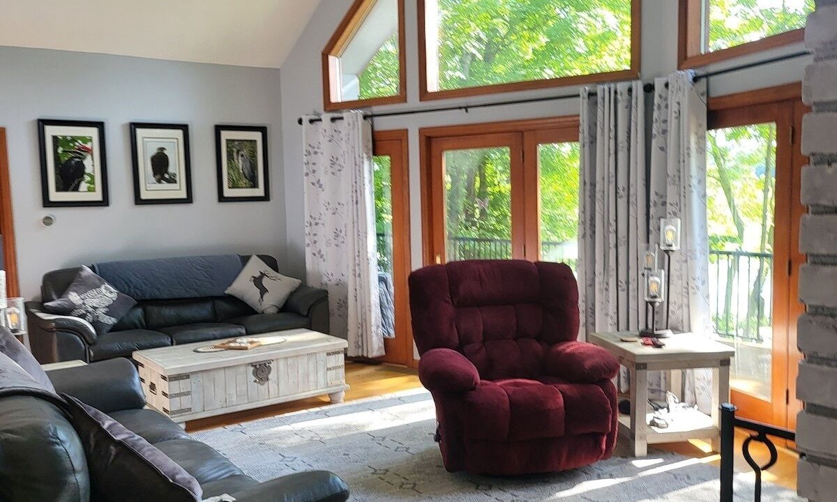 Photo of Livingroom in Lake George