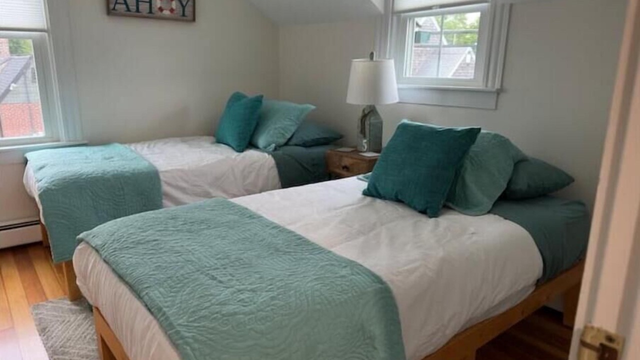 Photo of Bedroom in Shoreby Hill
