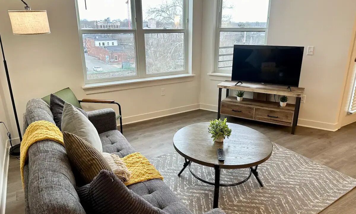 Photo of Livingroom in Broad Ripple