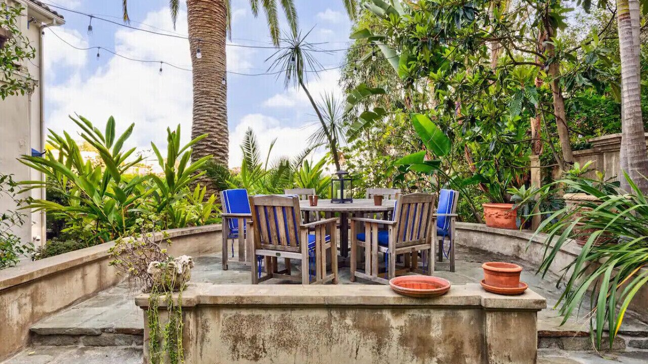 Photo of Outdoor in Hollywood Hills West