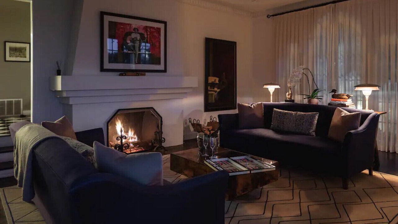 Photo of Livingroom in Hollywood Hills West