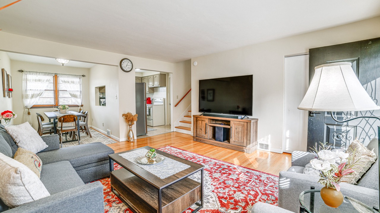 Photo of Livingroom in Binghamton