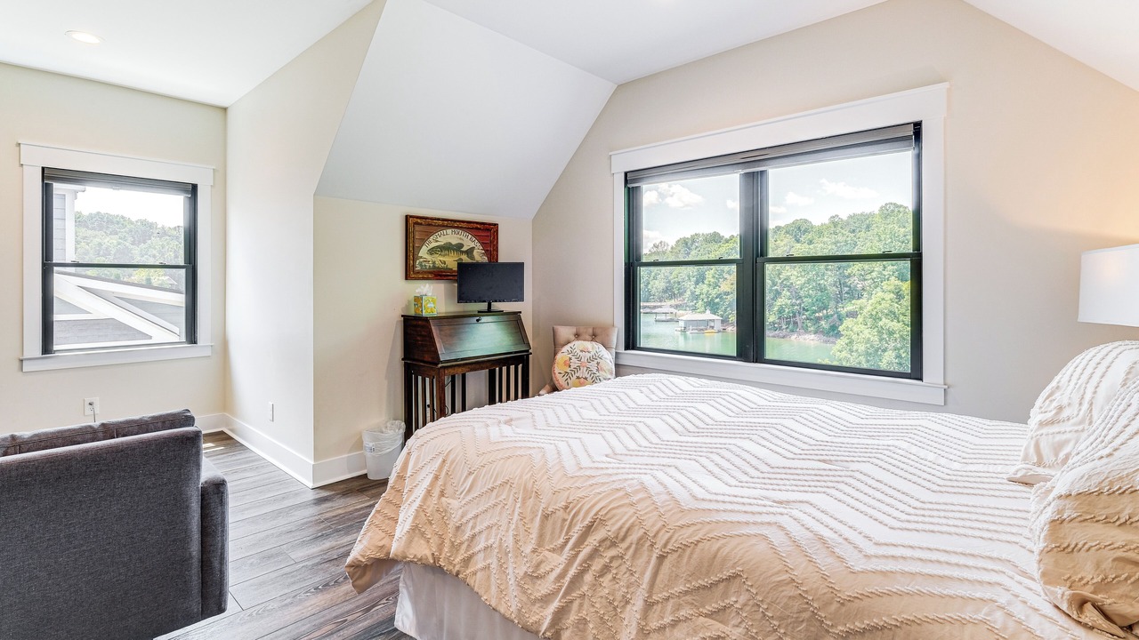 Photo of Bedroom in Smith Mountain Lake
