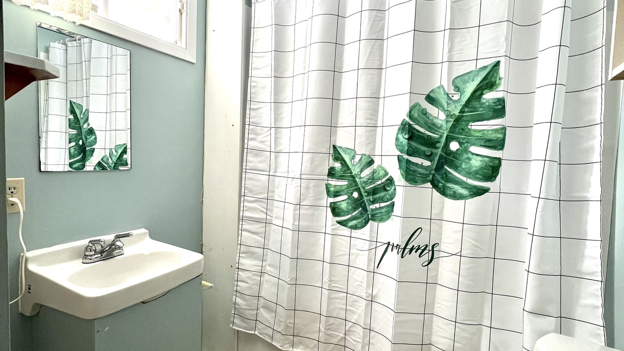 Photo of Bathroom in Brackley Beach