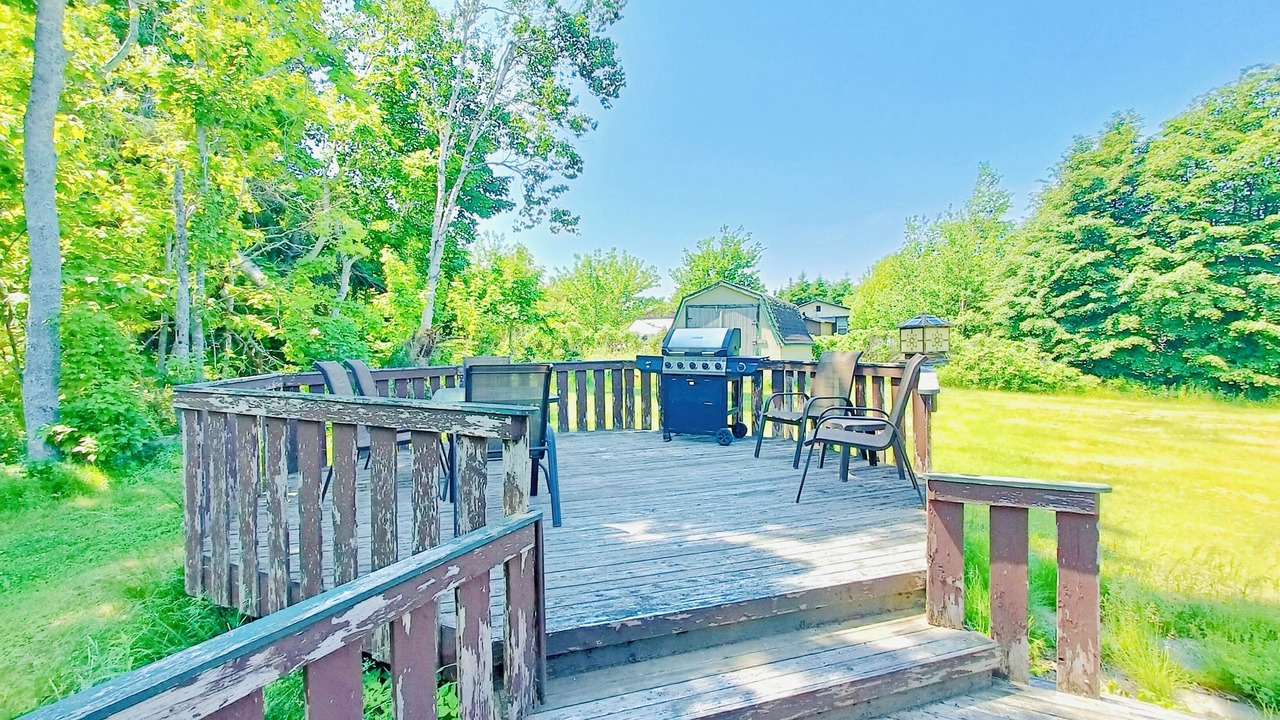 Photo of Patio Balcony in Brackley Beach