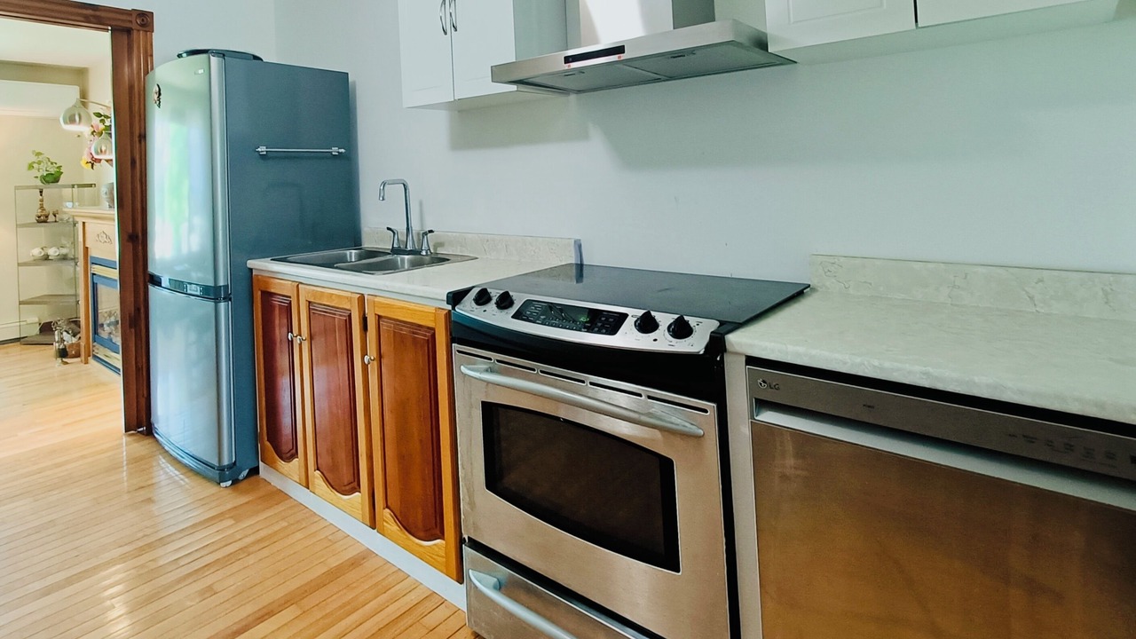 Photo of Kitchen in Brackley Beach