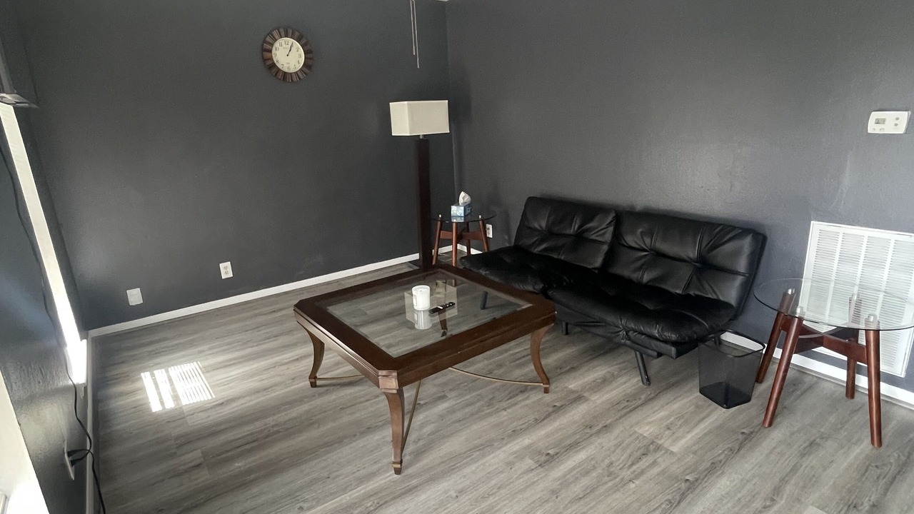 Photo of Livingroom in Spring Branch Central