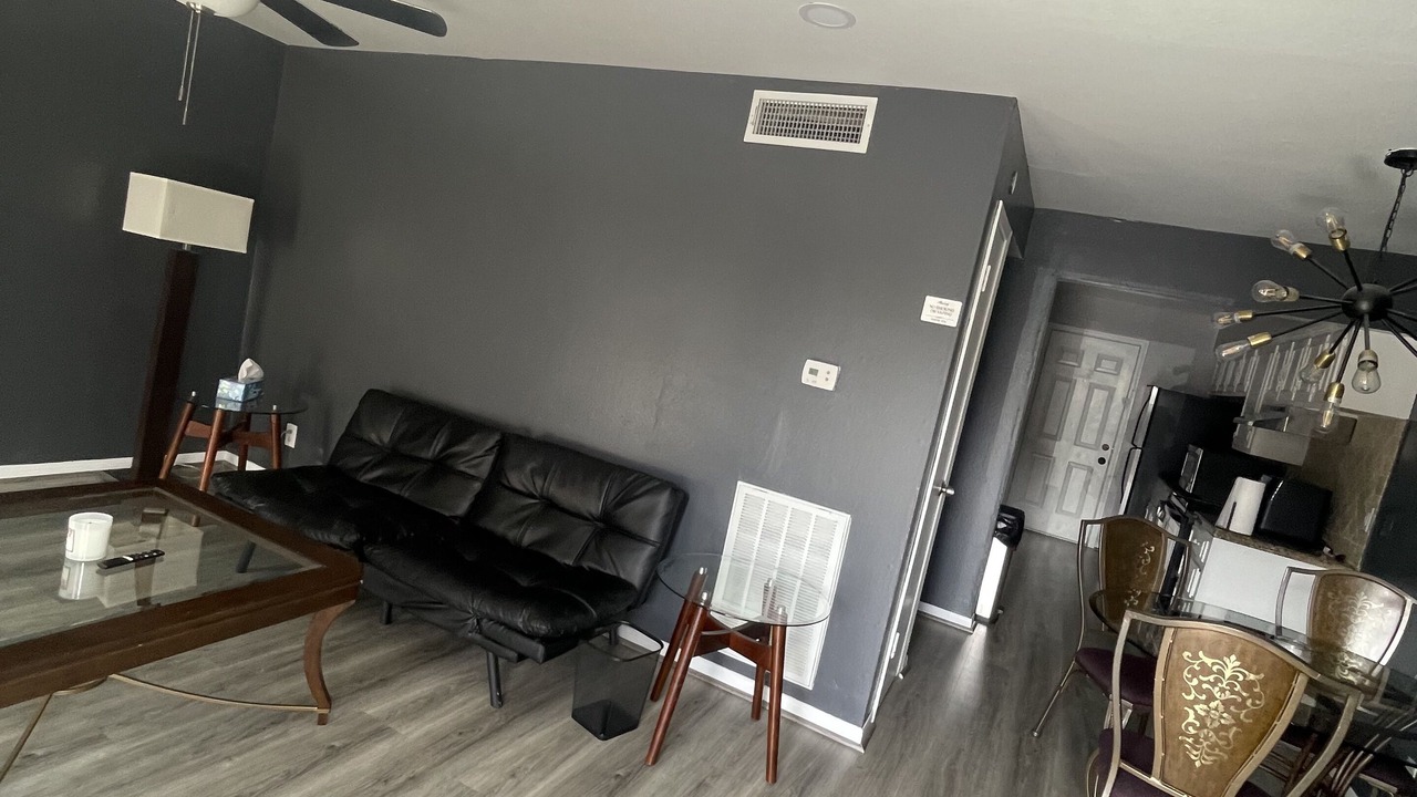 Photo of Livingroom in Spring Branch Central