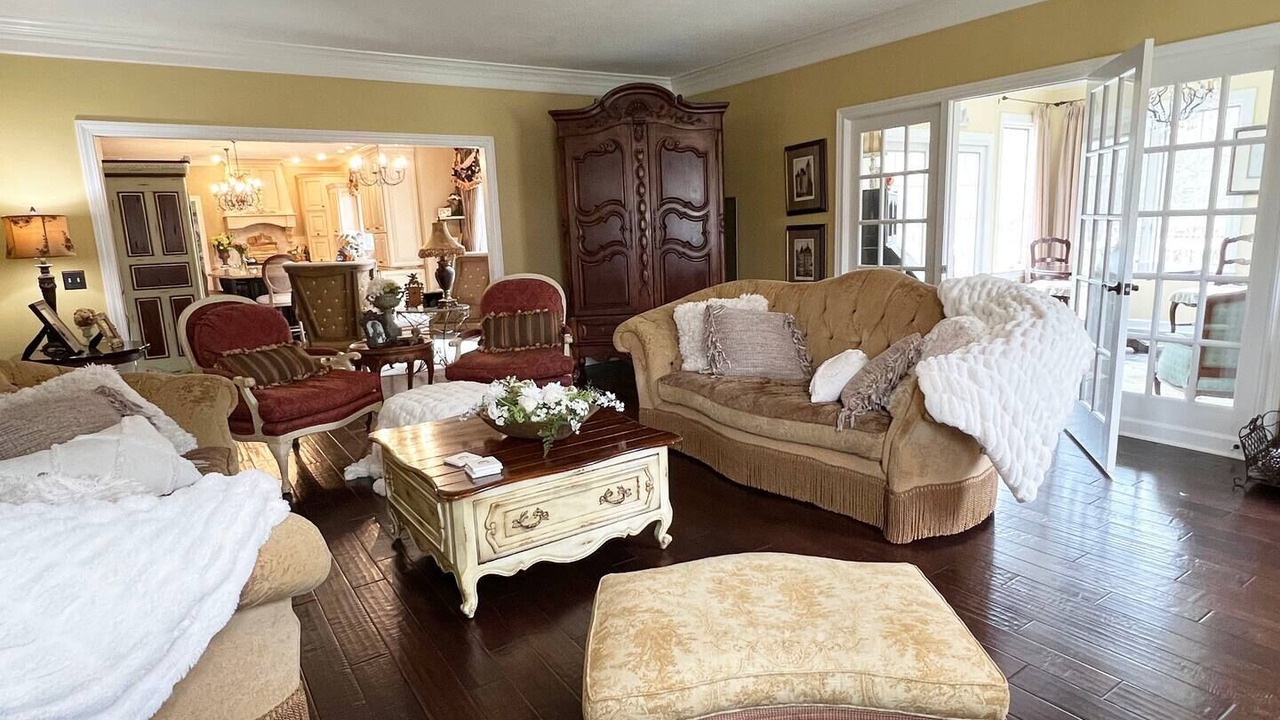 Photo of Livingroom in Granger
